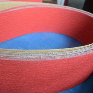 Rouleau de toile abrasive en polyester à grain céramique Y-Weight P812 1044mm, revêtement dense - Product Image 1