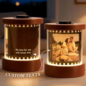 Mini <span class=keywords><strong>Jukebox</strong></span> Personnalisable Créative avec Lumières LED pour Socles en Acrylique, Socle en Bois Rechargeable par USB, Cadeaux Personnalisés - Product Image 2