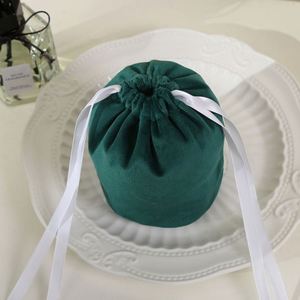 Bolsa de Terciopelo Roja y Verde Personalizada con Cordón para Regalos de Navidad, Bodas y Manualidades - Product Image 4