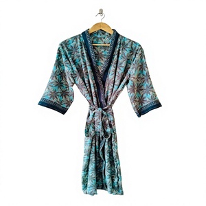 Robe kimono en soie pour femme, imprimé floral bohème, col en V, manches trois quarts, coupe ample, respirante, tissée, pour l'été, longueur midi - Product Image 1