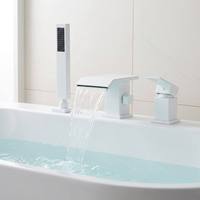 Robinet de baignoire cascade 3 pièces avec douchette et commande à levier pour salle de bain moderne et spa