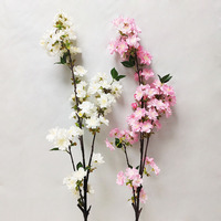 Ranting Sakura Palsu Bunga Sakura Buatan dari Sutra dengan Batang Panjang untuk Dekorasi Pernikahan, Pesta, dan Vas Rumah dari Sutra Sakura.