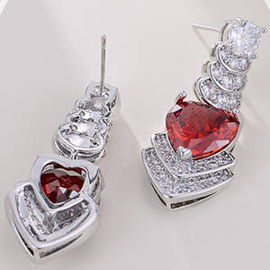 Pendientes colgantes de diamantes de circón con corazón de oro grueso Vintage a la moda | Pendientes colgantes de playa de boda de graduación de moda para regalos de niñas - Product Image 4