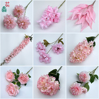 Betterlove Fleurs artificielles rose clair de 24 ans, arrangement élégant pour hall d'accueil et plafond haut, décoration de scène artificielle, Chine