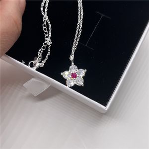 Collier intelligent GETSMART GSC-WNJ-Flower en métal zircon avec finition premium, compatible NFC, logo personnalisé, bijoux NFC, argent 925, chaîne faite à la main - Product Image 3