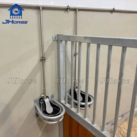 Fournisseur d'Équipements d'Équitation Extérieurs JHorse Factory - Box pour Chevaux avec Portes en Bambou Sécurisées - Maison pour Chevaux