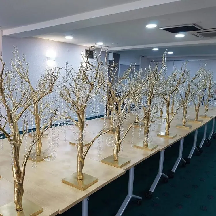 Diretamente da fábrica de Ouro Artificial Árvore Da Tabela Do Casamento Peças Centrais de Cristal Para Decoração de Mesa