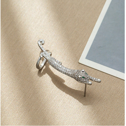 Silver leopard ear cartilage clip