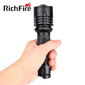 RichFire-linterna táctica recargable de 1000 lúmenes, luz led de largo alcance de 1000m - Product Image 4