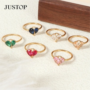 JUSTOP Anillo de Boda de Acero Inoxidable con Incrustaciones Geométricas de Metal y Circonita para Mujer, Recubrimiento PVD 18, Venta al por Mayor, MOQ 30 - Product Image 5