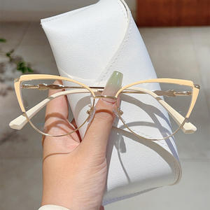 新しいキャットアイメタルファッションメガネフレーム調光ブルーライトカットメガネヨーロッパスタイル個性派万能女性用 - Product Image 5
