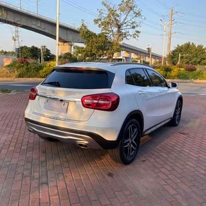 <span class=keywords><strong>Mercedes</strong></span>-Benz <span class=keywords><strong>GLA</strong></span> 2016 <span class=keywords><strong>GLA</strong></span> 200 Version Fashion Luxe, Voiture d'occasion très populaire et la plus vendue, cuir foncé, R18, automatique - Product Image 2