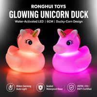 Juguete de Baño de Pato Unicornio Luminoso al Contacto con el Agua, Pato de Goma Flotante con Iluminación Automática y Fondo Sellado Impermeable Antimoho para Bebés