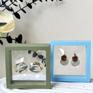 Boîte de rangement et de présentation carrée en plastique 2026 avec cadre flottant 3D et suspension de <span class=keywords><strong>film</strong></span> pour bijoux, pièces de monnaie, médailles et pierres - Product Image 3