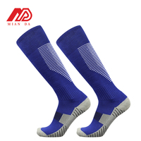 Chaussettes de football personnalisées de haute qualité Chaussettes de sport antidérapantes pour l'équipage