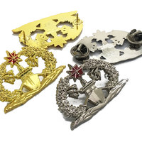 Accessoires vestimentaires : Petite broche de luxe personnalisée en alliage de zinc avec strass métalliques, pour blazer, sac à main, revers et étiquette, avec fonction épingle de sûreté