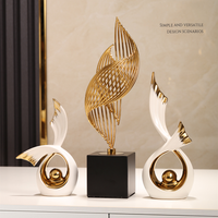 Ornements en porcelaine blanche de luxe nordique moderne, sculptures d'art abstrait, décoration de la maison, bureau, céramique créative unique, 100% faits à la main