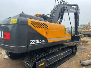 Excavatrice d'occasion Hyundai 220LC-9S, modèle 2023, moteur Cummins, godet de 1,2 m, pompe, moteur et roulement d'origine coréens, 22 tonnes - Product Image 2