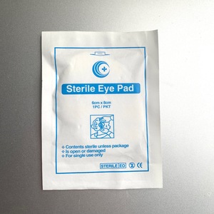 Compresa Oftálmica Estéril 6cm X 8cm Empaquetada Individualmente Para Un Solo Uso Grado Médico - Product Image 1