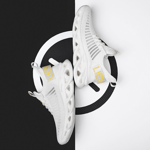 Chaussures de sport en gros en ligne : Baskets décontractées respirantes en maille pour hommes, à enfiler, à bout fermé et amortissantes - Product Image 5