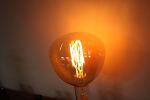 ER180 Lampe à filament LED à économie d'énergie Lustre Edison antique créatif Grande <span class=keywords><strong>ampoule</strong></span> E26/<span class=keywords><strong>E27</strong></span> Corps en verre de base pour usage résidentiel - Product Image 5