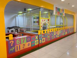 Mini Kids Indoor-Kletter spielzeug Game Center Plastik ball Pool und Rutsch spielplätze - Product Image 4