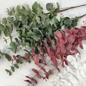 Prezzo all'ingrosso nuovo Design lungo stelo artificiale foglie di eucalipto verde fogliame pianta per la decorazione per la casa o decorazione di nozze - Product Image 6