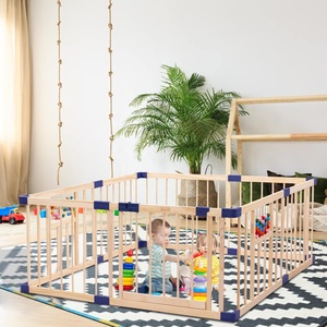 Parc en bois massif Clôture pour bébé Aire de jeu avec portail Cour de jeu robuste pour bébés et tout-petits - Product Image 6