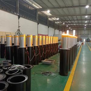 <span class=keywords><strong>Bolardos</strong></span> Eléctricos Hidráulicos con Control Remoto IWA 14-1, <span class=keywords><strong>Bolardos</strong></span> Automáticos de Acero Arquitectónico que se Elevan para Entradas de Vehículos - Product Image 3