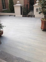 Installation facile, faible entretien, résistant aux UV, panneaux décoratifs extérieurs, terrasse en bois composite plastique WPC pour jardin