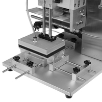 Machine d'étiquetage semi-automatique pour bouteilles plates, petite machine d'étiquetage de cartons pour bouteilles carrées, étiquetage de code QR et date de production