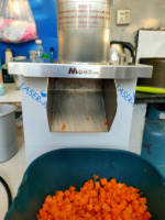 Commerciële elektrische groentehakmachine van roestvrij staal, voor fruit, aardappel, ui, wortel, in blokjes snijdend, voor restaurantkeukens