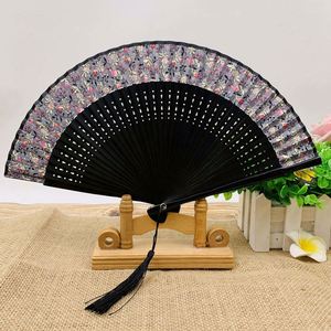 Abanico de mano de bambú y madera para mujer, artesanal, clásico, tradicional, tallado, venta al por mayor - Product Image 4