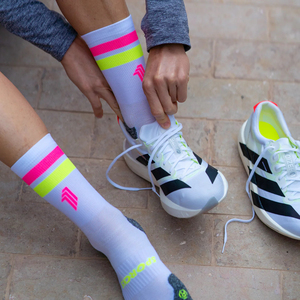 Chaussettes <span class=keywords><strong>de</strong></span> course athlétiques à rayures personnalisées, anti-ampoules, <span class=keywords><strong>de</strong></span> haute qualité, pour la course sur sentier et le cyclisme, avec amorti et rembourrage, chaussettes <span class=keywords><strong>de</strong></span> sport pour la course - Product Image 1