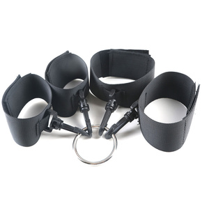 SM bdsm có thể điều chỉnh dành cho người lớn Hog Tie Chéo Dây Đeo Còng tay chéo khóa mắt cá chân bondage hạn chế cho bondage bánh - Product Image 2