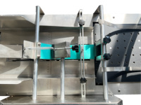 Machine d'étiquetage automatique de haute précision pour les surfaces planes supérieures des sacs, des boîtes en aluminium et des étuis avec contrôle PLC, haute productivité