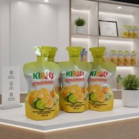 Sachets en plastique personnalisés pour boissons liquides avec paille, pour machine de remplissage de jus en aluminium, pochettes verticales à bec verseur