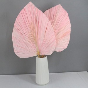 Éventail en feuilles de palmier séchées multicolores, décoration florale originale pour mariage et événements - Product Image 3