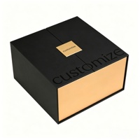Caja de Cartón Rígido de Lujo con Logotipo Personalizado, Color Negro Mate, Doble Puerta, con Placa Metálica Dorada y Logotipo con UV Localizado, para Regalos de Lujo