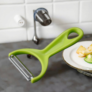 Pelapatate Multifunzione per Frutta e Verdura, Grattugia e Utensile <span class=keywords><strong>Julienne</strong></span> per Carote, Patate, Meloni, Cetrioli - Strumento da Cucina Domestico di Grande Successo - Product Image 3