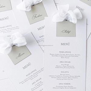 Menu de mariage personnalisé Carte de place avec ruban Menu de dîner de mariage élégant avec étiquette nominative - Product Image 4