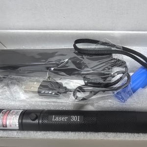 Pointeur laser <span class=keywords><strong>vert</strong></span> rechargeable à faisceau unique portable 532 nm, effet étoilé lumineux avec batterie 18650 - Product Image 2