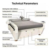 Machine de découpe à couteau oscillant CNC 1325 pour la découpe de mousse et de cuir CNC