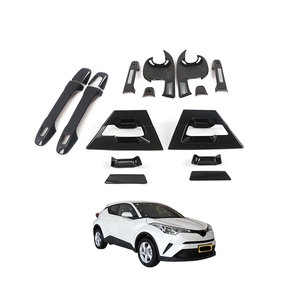Decorazione della maniglia della porta cromata per auto ABS in acciaio inossidabile <span class=keywords><strong>C</strong></span>-<span class=keywords><strong>HR</strong></span> in fibra di carbonio 2018 stile esterno OEM adatto per <span class=keywords><strong>Toyota</strong></span> - Product Image 1