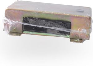 Panneau de commande de l'ordinateur de bord (ECU) pour excavatrices SK120-2 SK200-2 YN22E00013F4 YN22E00013F3 YN22E00013F2 YN22E00013F1 - Product Image 4