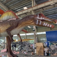 Réplique animatronique grandeur nature de Spinosaurus, modèle de dinosaure préhistorique pour exposition publique de musée d'histoire naturelle