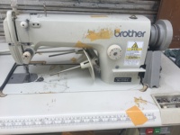 Machine à coudre industrielle Brother 1110 à point noué, modèle 2025, la plus vendue, pour matériaux de moyenne épaisseur, en stock