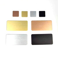 Ébauches de gravure laser HD personnalisées en forme de couleur Logo miroir anodisé sur plaque de tôle de matériaux en acier inoxydable en aluminium