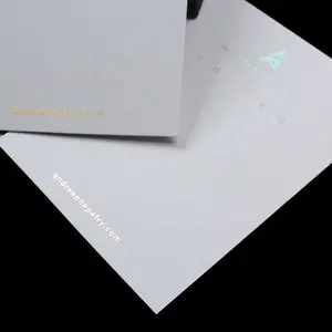 Groothandel Custom Silver Holografische Afdrukken Merk Logo Papier Hangtags Voor Sieraden