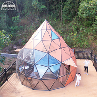 Dôme Zome de 6 m de diamètre et 5 m de hauteur pour le glamping, tente dôme et tente de maison de villégiature avec panneaux en bois et en verre